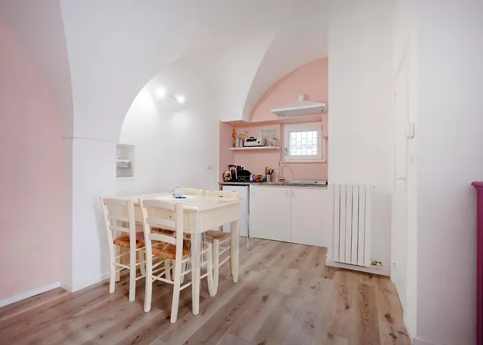 La Casetta Rosa * מרטינה פרנקה